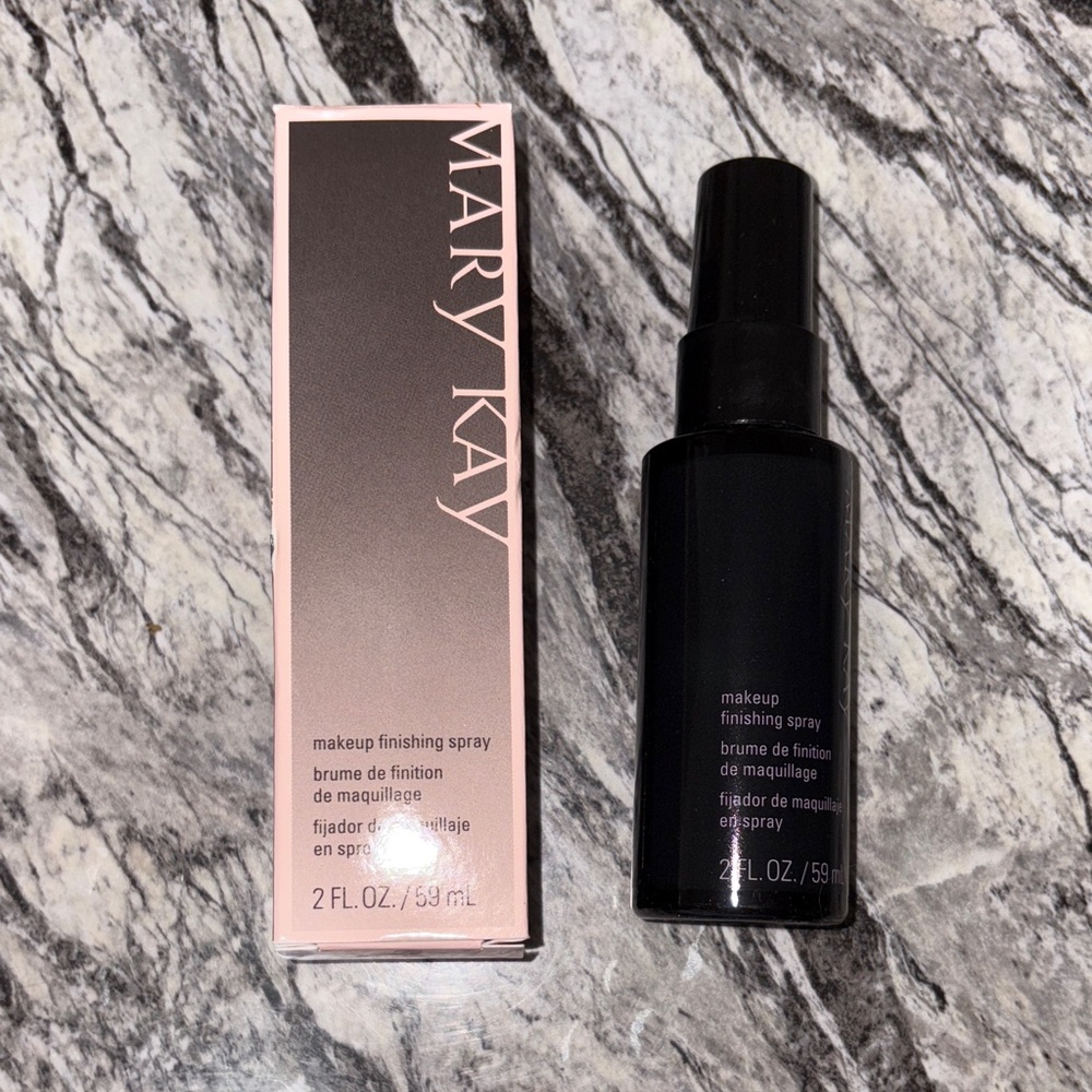 Mary Kay Makeup Finishing Spray